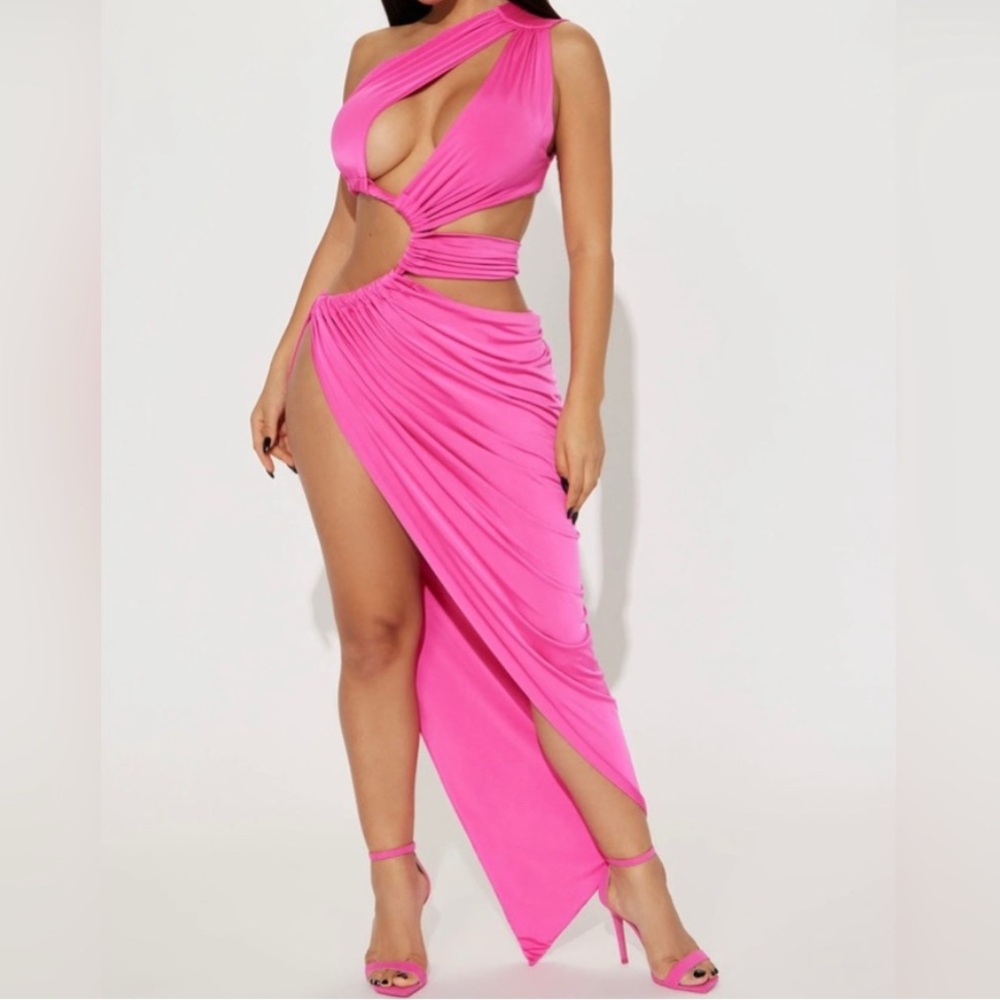 Fashion Nova maxi dress!!
